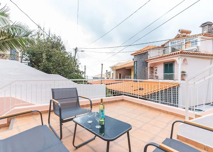 Stero House By Atlantic * Canical (Madeira)